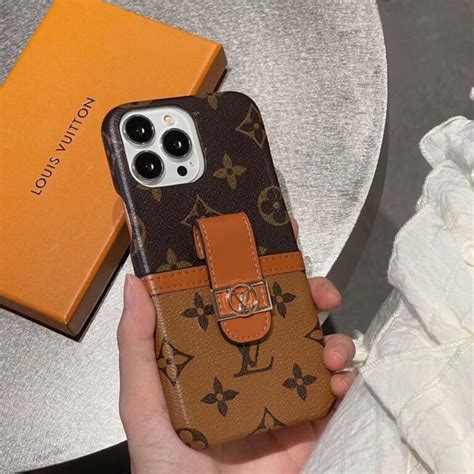 louis vuitton iphone 15 pro max.